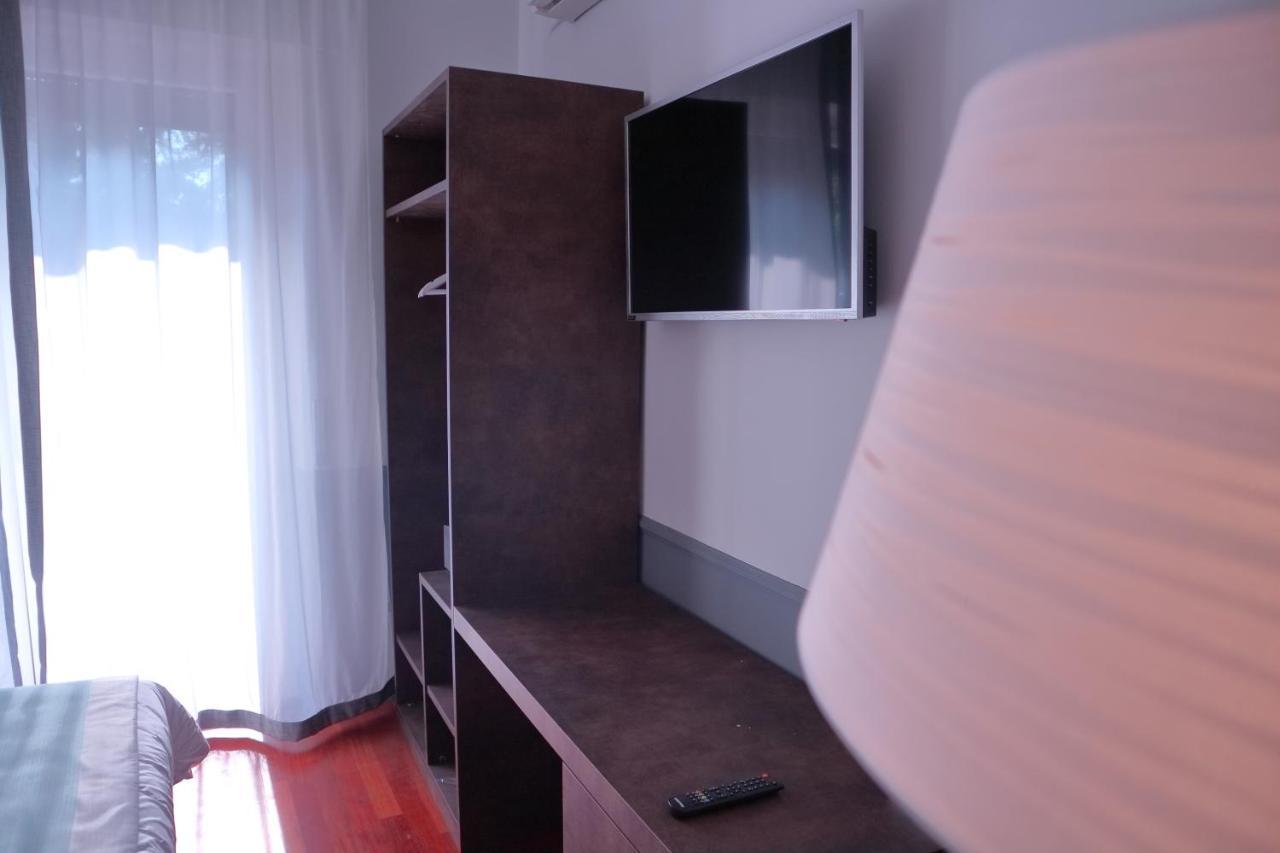 Dimora Dell'Arte - Foresteria Lombarda Smart Rent Сесто-Сан-Джованни Экстерьер фото